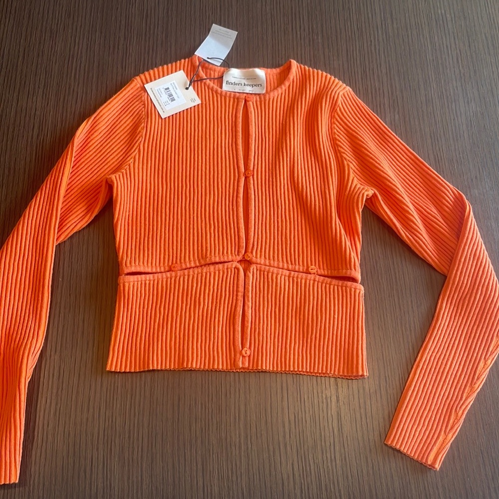 Button Long Sleeve Knit Top (NEW WITH TAGS)